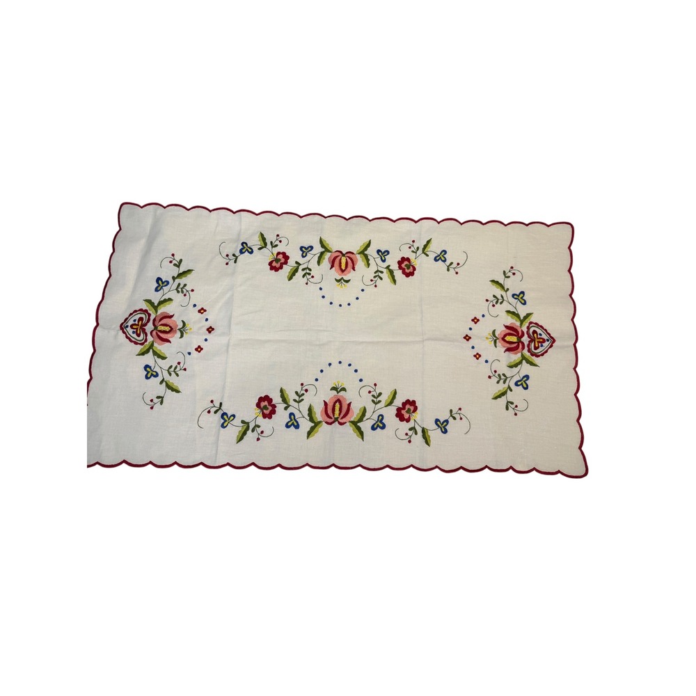 Vintage Floral Embroidered Table Runner Scalloped Edge White Cotton 31x18